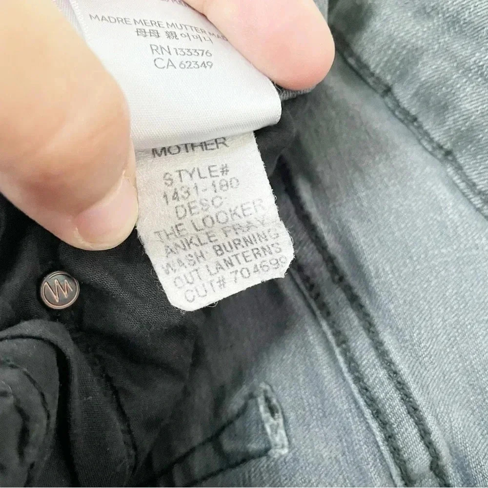 Mother The Looker Ankle Fray Distressed Jeans in Burning Out Lanterns Wash 29 - Picture 15 of 16